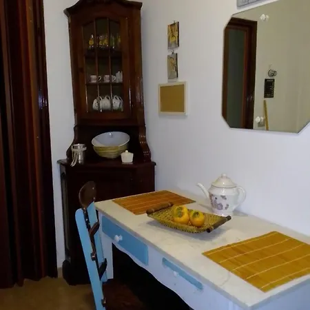 Piccolo Borgo Etna Apartment *